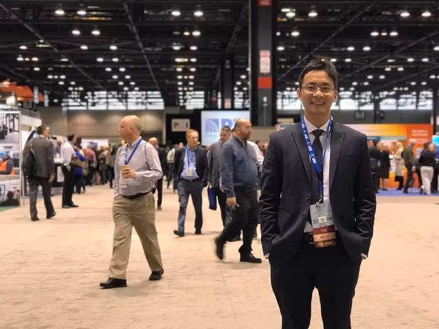 Nguyễn Sĩ Triều Châu trong một sự kiện tại Chicago, Mỹ năm 2017. Ảnh NVCC