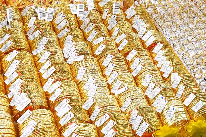 Giá vàng hôm nay của thế giới tăng trở lại