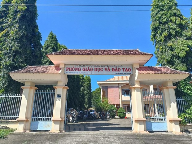 Phòng Giáo dục và Đào tạo huyện Đăk Hà, tỉnh Kon Tum. (Ảnh: Cao Nguyên/Vietnam+) Phòng Giáo dục và Đào tạo huyện Đăk Hà, tỉnh Kon Tum. (Ảnh: Cao Nguyên/Vietnam+)