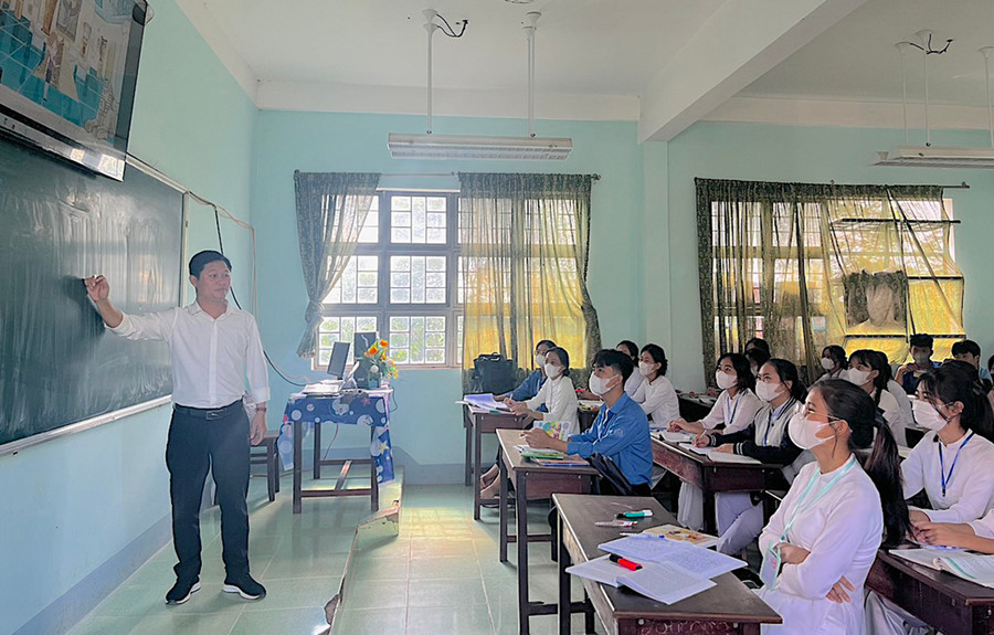 Một tiết dạy môn Lịch sử bằng phim hoạt hình tương tác thông minh của thầy Hoàng Việt Trung. Ảnh: M.T