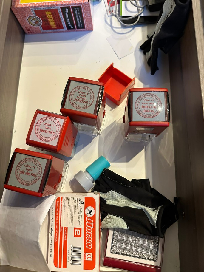 Các đối tượng thành lập hàng chục công ty &quot;ma&quot; để hoạt động