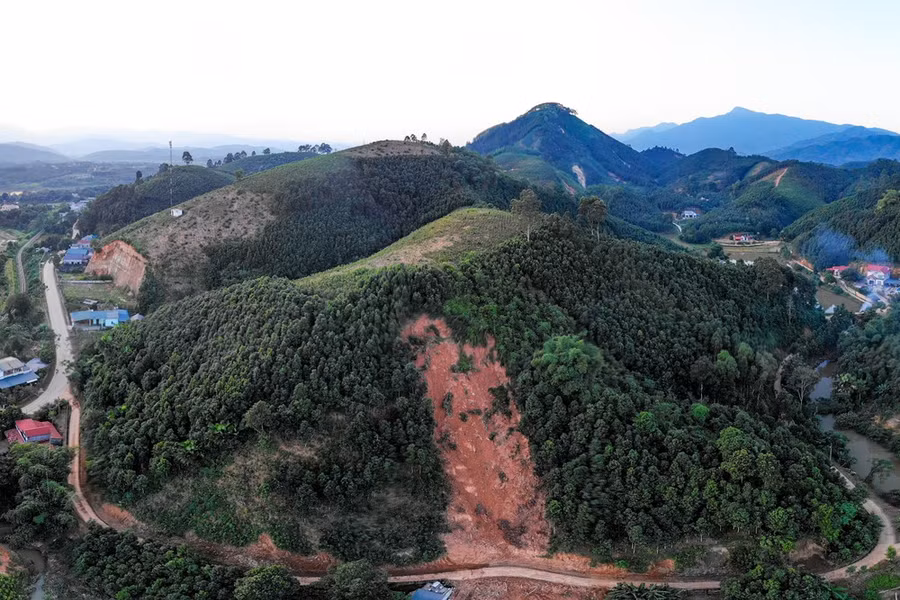 Trong số những thiên tai dị thường, lũ quét và sạt lở đất là những loại hình thiên tai đặc biệt nguy hiểm. (Ảnh: Hoài Nam/Vietnam+)