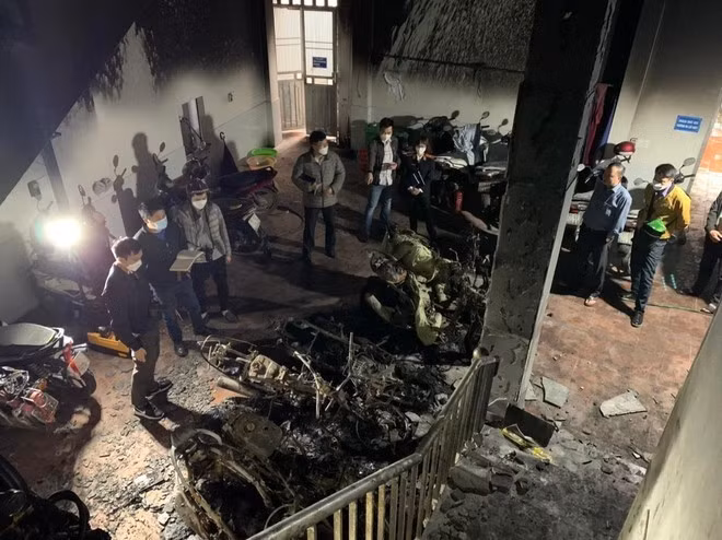 Hiện trường khu nhà trọ bị cháy