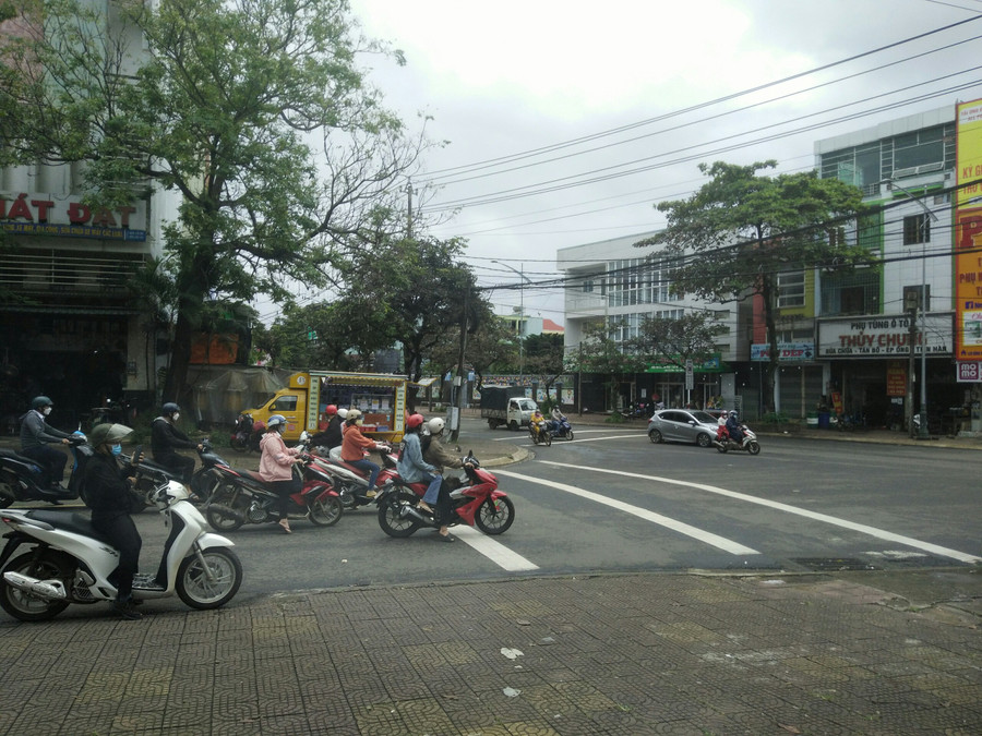 Tây Nguyên và Nam Bộ ngày nắng, đêm không mưa. Ảnh: Gia Bảo Tây Nguyên và Nam Bộ ngày nắng, đêm không mưa. Ảnh: Gia Bảo