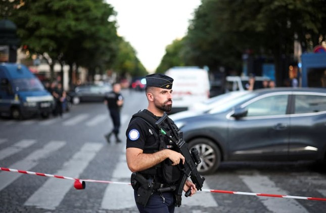 Các VĐV Israel sẽ có vệ sĩ riêng khi dự Thế vận hội Paris. Các VĐV Israel sẽ có vệ sĩ riêng khi dự Thế vận hội Paris.