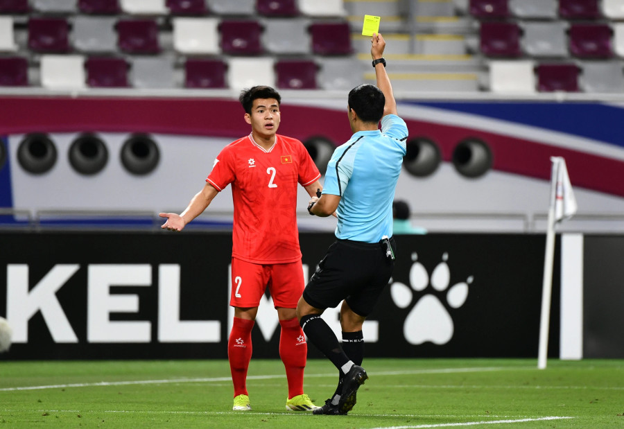 Các cầu thủ U.23 Việt Nam đã nhận 2 thẻ vàng lãng xẹt ở trận gặp Uzbekistan. Ảnh: AFC