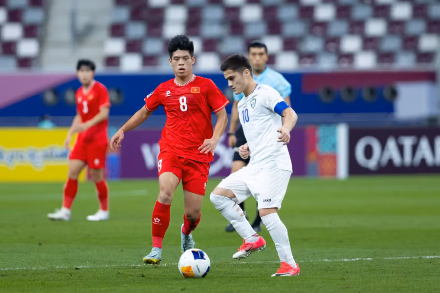Nếu cầu thủ không bỏ những hành động thừa, U.23 Việt Nam sẽ có thể phải trả giá đắt ở các trận đấu quan trọng, trước đối thủ được đánh giá mạnh hơn. Ảnh: AFC