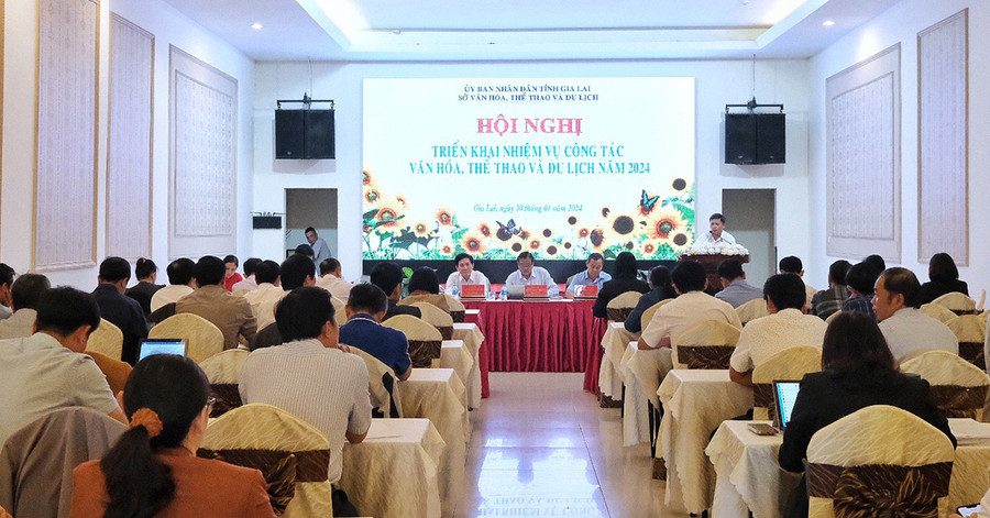 Quang cảnh hội nghị. Ảnh: Hoàng Ngọc