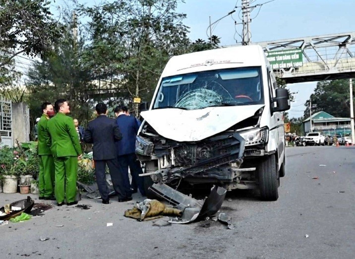 Hiện trường vụ tai nạn giao thông khiến hai người tử vong tại Cẩm Phả, Quảng Ninh. (Ảnh: TTXVN phát) Hiện trường vụ tai nạn giao thông khiến hai người tử vong tại Cẩm Phả, Quảng Ninh. (Ảnh: TTXVN phát)