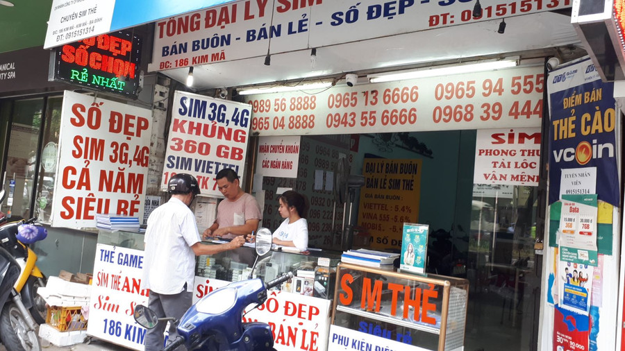 SIM số đẹp vẫn được nhiều đại lý rao bán. SIM số đẹp vẫn được nhiều đại lý rao bán.