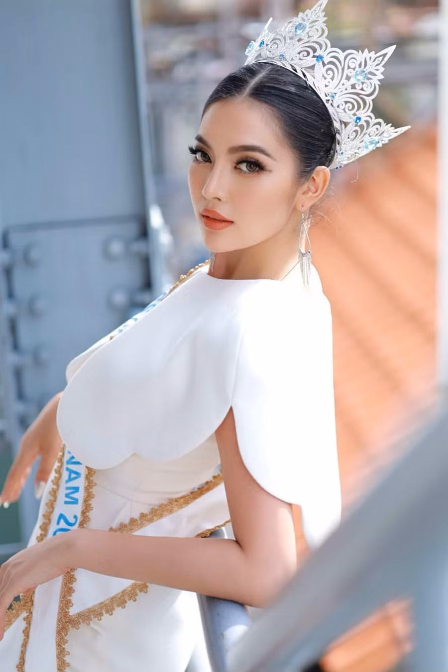 Thu Uyên chia sẻ trong 4 năm im ắng, cô nhìn nhận và hoàn thiện những thiếu sót để tự tin khi trở lại với Hoa hậu Đại dương Việt Nam 2023. “Qua cuộc thi lần này, tôi học được nhiều bài học, trưởng thành hơn. Từ đó tôi có thể lan tỏa những giá trị tích cực cho cộng đồng", người đẹp 23 tuổi chia sẻ. Ảnh: FBNV