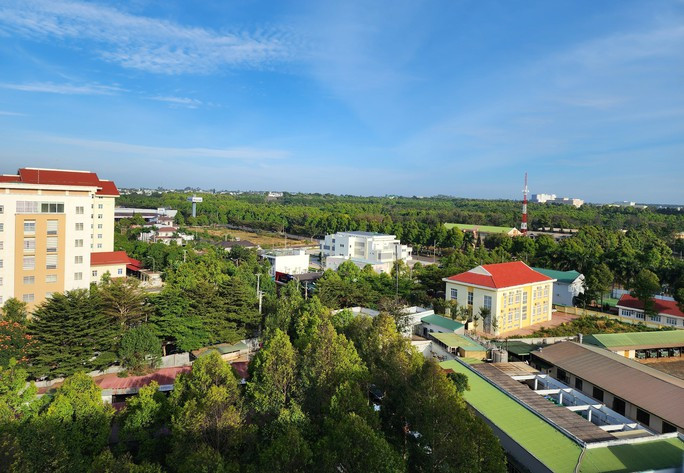 Xây thành phố xanh mang bản sắc riêng ở Tây Nguyên - Ảnh 1. TP Buôn Ma Thuột có tỉ lệ cây xanh trên đầu người thuộc nhóm cao nhất cả nước.