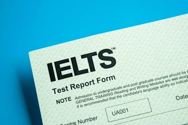 IELTS hiện là một trong những chứng chỉ tiếng Anh phổ biến nhất tại Việt Nam. Ảnh SHUTTERSTOCK