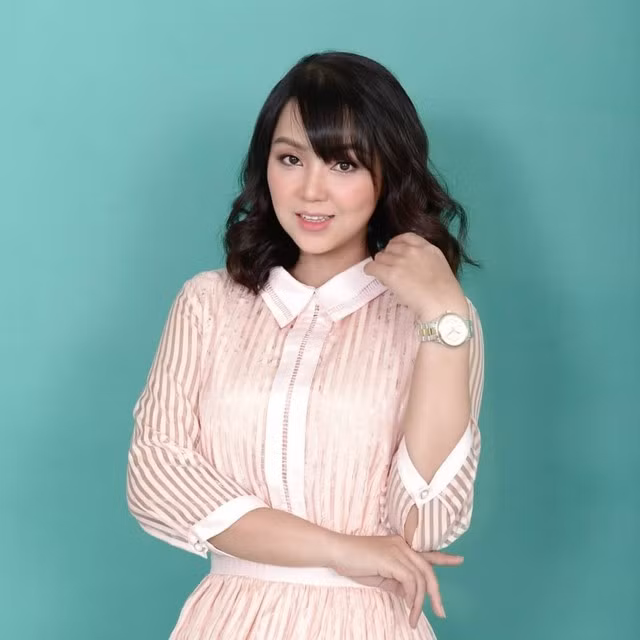 Thùy Linh được sinh viên gọi là "thần tượng giảng đường". Ảnh: Ngọc Hiếu