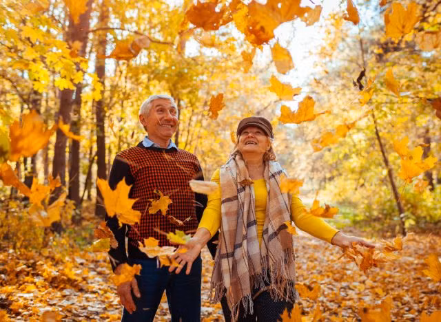 Sống thọ và khỏe mạnh là mơ ước của nhiều người. Ảnh: SHUTTERSTOCK