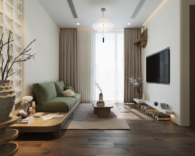 Khung cửa kính lớn và rèm hai lớp để lấy và điều tiết ánh sáng theo nhu cầu sử dụng. Khung cửa kính lớn và rèm hai lớp để lấy và điều tiết ánh sáng theo nhu cầu sử dụng.