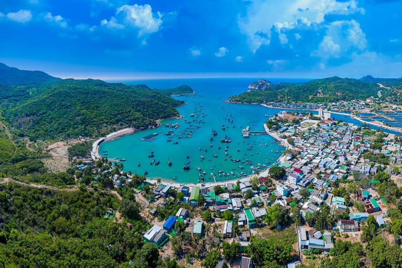 Vịnh Vĩnh Hy - Ninh Thuận. Ảnh: Sở Du lịch tỉnh Ninh Thuận