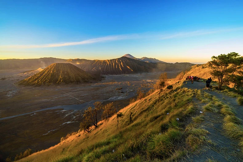 Công viên Quốc gia Bromo Tennger Semeru là một trong những viên ngọc ẩn giấu ở quốc đảo Indonesia. (Ảnh: Indonesia.travel) Công viên Quốc gia Bromo Tennger Semeru là một trong những viên ngọc ẩn giấu ở quốc đảo Indonesia. (Ảnh: Indonesia.travel)