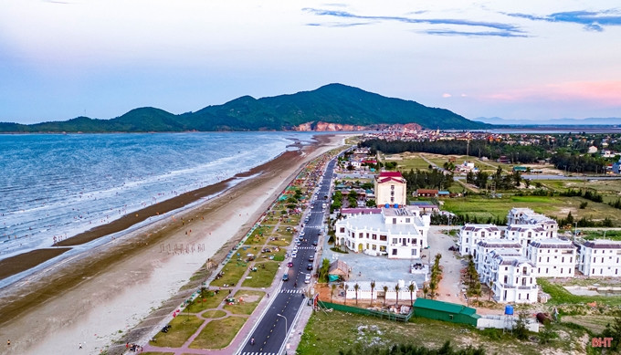 Huyện Lộc Hà, tỉnh Hà Tĩnh là một trong 8 huyện được công nhận đạt chuẩn nông thôn mới. Ảnh: Báo Hà Tĩnh Huyện Lộc Hà, tỉnh Hà Tĩnh là một trong 8 huyện được công nhận đạt chuẩn nông thôn mới. Ảnh: Báo Hà Tĩnh