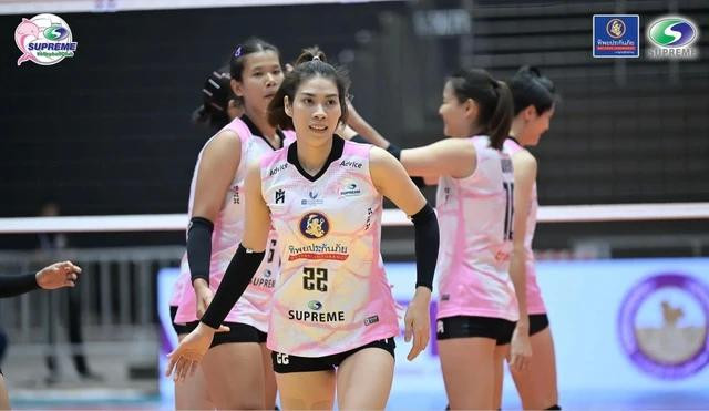 Đoàn Thị Lâm Oanh cũng được trao cơ hội nhưng không thể giúp CLB Chonburi E-Tech giành chiến thắng. Ảnh: TVA