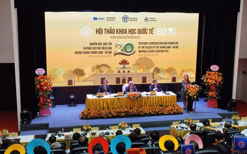 Hội thảo khoa học quốc tế “20 năm nghiên cứu, bảo tồn và phát huy giá trị di sản Hoàng thành Thăng Long-Hà Nội”-tháng 9/2022.