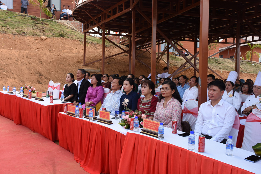 Các đại biểu dự Lễ bế mạc. Ảnh: PN Các đại biểu dự Lễ bế mạc. Ảnh: PN