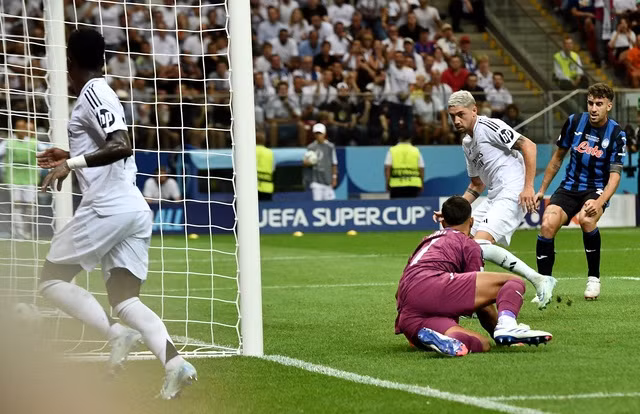 Federico Valverde mở tỉ số cho Real Madrid.