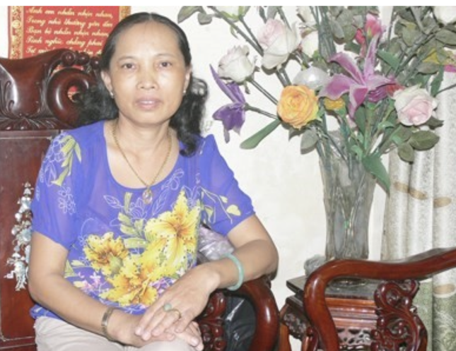 Bà Nguyễn Thị Hương, người được Chủ tịch Cuba Fidel Castro đề nghị các bác sĩ của phái đoàn cấp cứu sau sự cố trúng bom bi, phát nổ vào ngày 15/9/1973, hiện ở khu phố 4, phường 1, TP Đông Hà, tỉnh Quảng Trị. Bà Nguyễn Thị Hương, người được Chủ tịch Cuba Fidel Castro đề nghị các bác sĩ của phái đoàn cấp cứu sau sự cố trúng bom bi, phát nổ vào ngày 15/9/1973, hiện ở khu phố 4, phường 1, TP Đông Hà, tỉnh Quảng Trị.