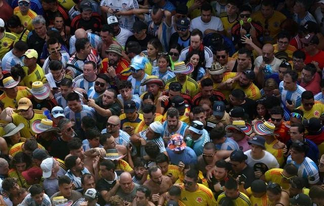 Hàng ngàn CĐV đa số Colombia đến xem chung kết Copa America 2024