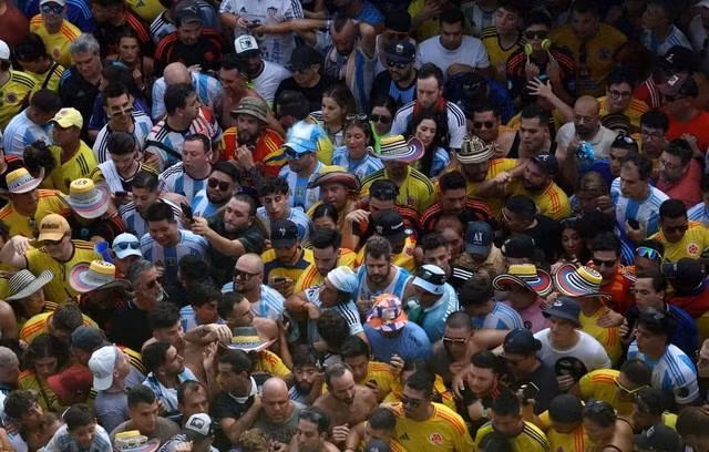 Hàng ngàn CĐV đa số Colombia đến xem chung kết Copa America 2024
