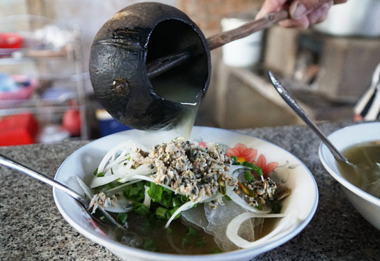 Món ăn dân dã nhưng gây thương nhớ với du khách thập phương. Ảnh: HTX Don Quảng Ngãi