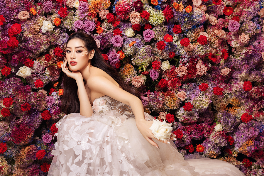 Tuổi 28 cũng là điểm nhấn cho một hành trình mới của Hoa hậu Khánh Vân với vai trò CEO, huấn luyện viên. “Dù ở vai trò nào, Vân vẫn có thể làm tốt nếu như có sự quyết tâm, đam mê và không ngừng chinh phục”, cô nói. Ảnh: Nguyễn Long