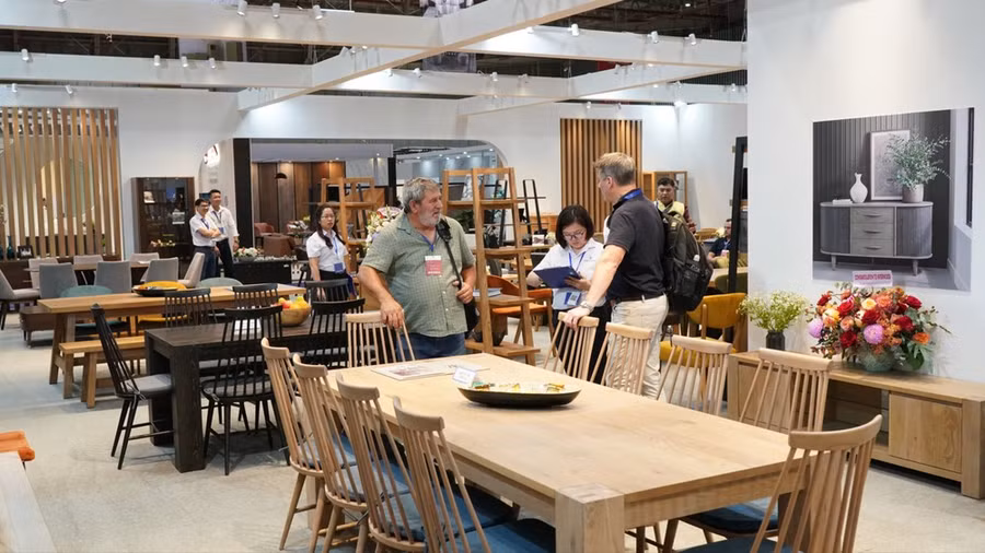 Không gian triển lãm quốc tế ngành công nghiệp chế biến gỗ 2024 tại quận 7, TPHCM ngày 6-3-2024. Ảnh: Hoàng Hùng Không gian triển lãm quốc tế ngành công nghiệp chế biến gỗ 2024 tại quận 7, TPHCM ngày 6-3-2024. Ảnh: Hoàng Hùng