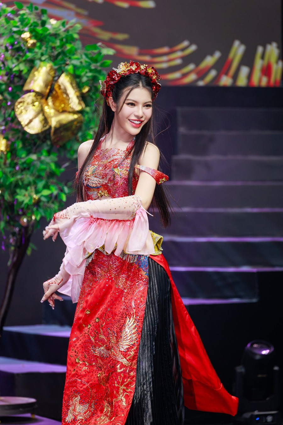 Á hậu 1 Tường San Á hậu 1 Tường San