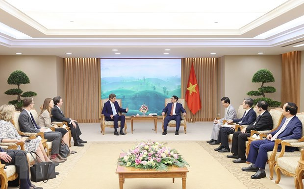 Thủ tướng Phạm Minh Chính tiếp Đặc phái viên của Tổng thống Hoa Kỳ về Khí hậu John Kerry. (Ảnh: Dương Giang/TTXVN)