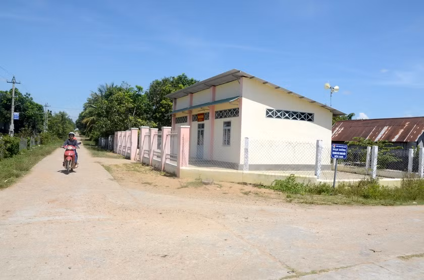 Buôn Sa (xã Ia Rbol, thị xã Ayun Pa) ngày càng khởi sắc nhờ xây dựng NTM. Ảnh: Trần Đức