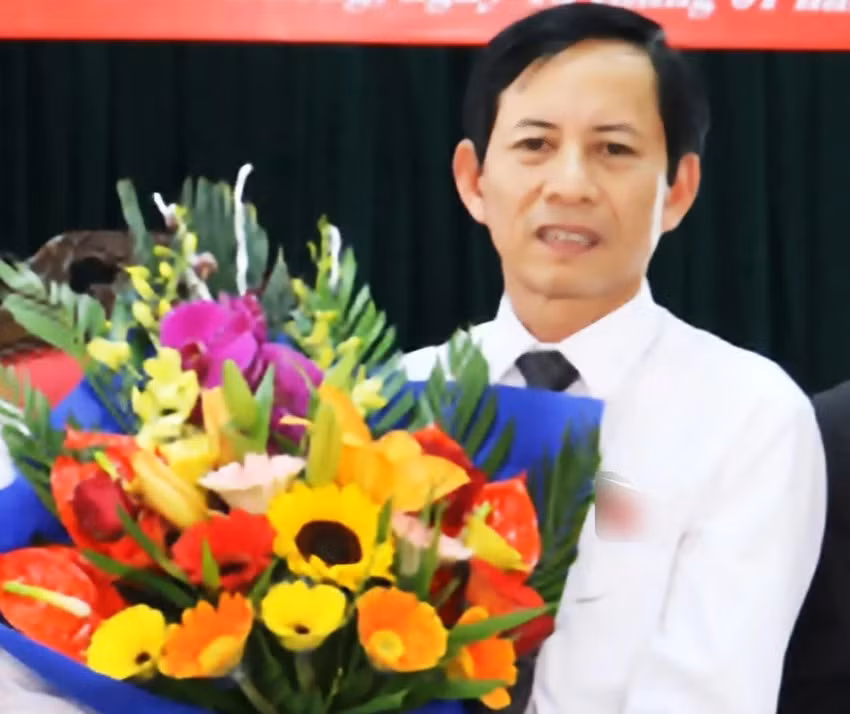 Ông Đỗ Xuân Khu, Phó chủ tịch Thường trực UBND huyện Kiến Xương, khi được bổ nhiệm