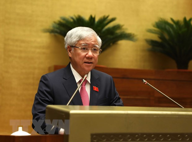 Chủ tịch Ủy ban Trung ương Mặt trận Tổ quốc Việt Nam Đỗ Văn Chiến trình bày Báo cáo tổng hợp ý kiến, kiến nghị của cử tri và Nhân dân gửi đến Kỳ họp thứ 5, Quốc hội khóa XV. (Ảnh: An Đăng/TTXVN) Chủ tịch Ủy ban Trung ương Mặt trận Tổ quốc Việt Nam Đỗ Văn Chiến trình bày Báo cáo tổng hợp ý kiến, kiến nghị của cử tri và Nhân dân gửi đến Kỳ họp thứ 5, Quốc hội khóa XV. (Ảnh: An Đăng/TTXVN)