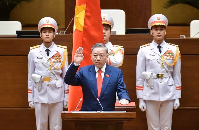 Ông Tô Lâm tuyên thệ nhậm chức Chủ tịch nước Việt Nam.