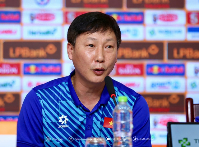 HLV Kim Sang-sik muốn tuyển Việt Nam thắng Thái Lan ảnh 2