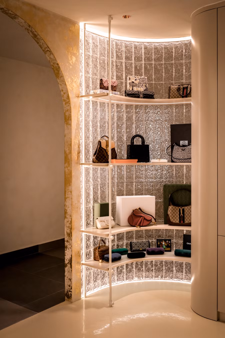 Gạch kính kết hợp vàng 24K