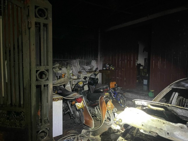 Hiện trường vụ hỏa hoạn. Hiện trường vụ hỏa hoạn.