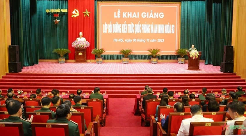 Quang cảnh lễ khai giảng lớp bồi dưỡng kiến thức quốc phòng và an ninh khóa 93 (ngày 6-11-2023) tại Học viện Quốc phòng (ảnh minh họa nguồn qdnd.v)
