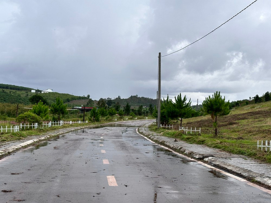 Nhiều trường hợp đã hiến đất, làm đường trao thông trên địa bàn TP Bảo Lộc. Ảnh: ĐOÀN KIÊN