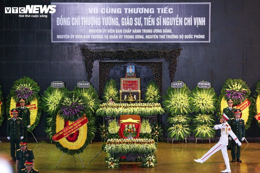 Lễ viếng Thượng tướng Nguyễn Chí Vịnh được tổ chức từ 7h đến 12h30 ngày 18/9, Lễ truy điệu hồi 12h30, Lễ đưa tang hồi 13h05, Lễ an táng hồi 17h15 cùng ngày tại Công viên Thiên Đức (xã Bảo Thanh, huyện Phù Ninh, tỉnh Phú Thọ). Lễ viếng Thượng tướng Nguyễn Chí Vịnh được tổ chức từ 7h đến 12h30 ngày 18/9, Lễ truy điệu hồi 12h30, Lễ đưa tang hồi 13h05, Lễ an táng hồi 17h15 cùng ngày tại Công viên Thiên Đức (xã Bảo Thanh, huyện Phù Ninh, tỉnh Phú Thọ).