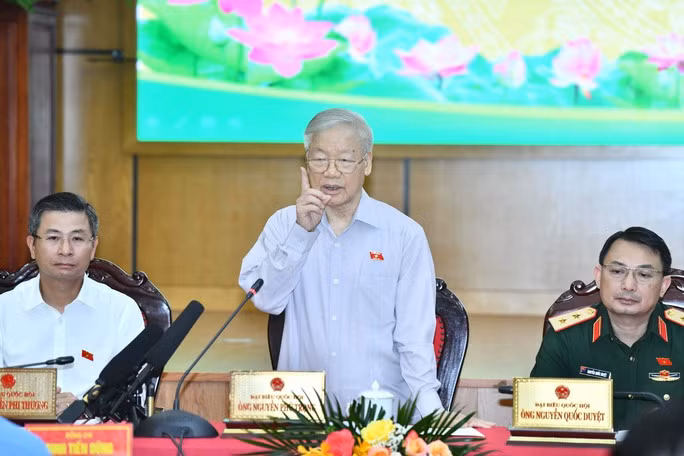 Tổng Bí thư Nguyễn Phú Trọng phát biểu tại cuộc tiếp xúc cử tri sáng 13-5.