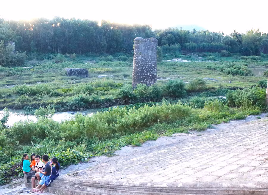 Xây dựng đập dâng trên dòng sông Ba đoạn qua thị xã An Khê, góp phần cải tạo cảnh quan môi trường, phát triển kinh tế-xã hội du lịch của địa phương. Ảnh: Ngọc Minh