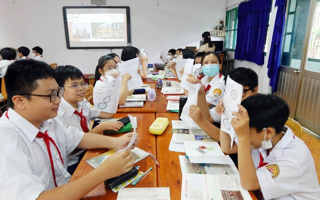 Thầy cô nên dạy học trò biết cười nhiều để đón nhận những công dụng tuyệt vời từ những nụ cười này. Ảnh: Đào Ngọc Thạch Thầy cô nên dạy học trò biết cười nhiều để đón nhận những công dụng tuyệt vời từ những nụ cười này. Ảnh: Đào Ngọc Thạch