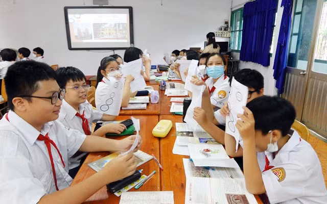 Thầy cô nên dạy học trò biết cười nhiều để đón nhận những công dụng tuyệt vời từ những nụ cười này. Ảnh: Đào Ngọc Thạch