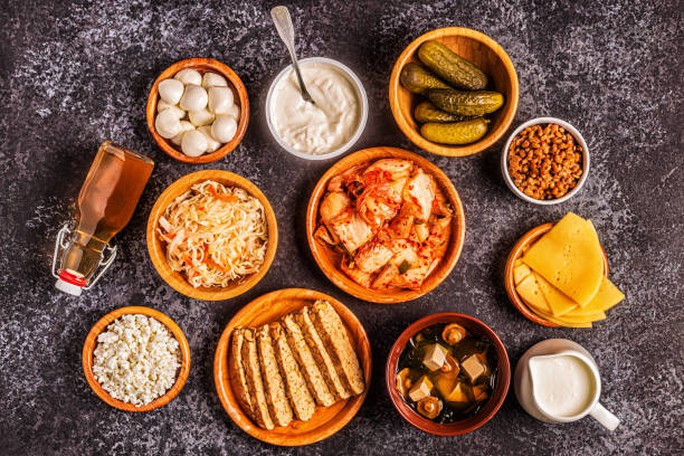 Hay mất ngủ, phải làm đêm: Đừng quên ăn những món này - Ảnh 1. Các loại thực phẩm chứa men vi sinh giúp bù đắp được tác hại của việc mất ngủ, thiếu ngủ - Ảnh minh họa từ Internet
